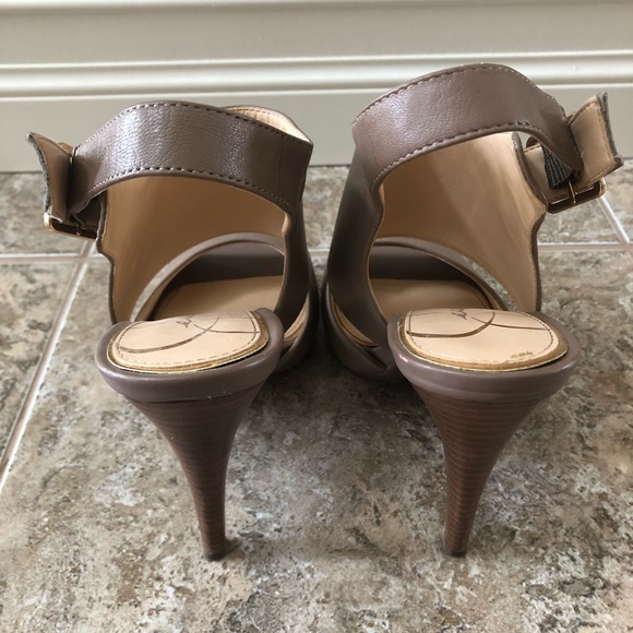 Jessica Simpson Heels - Picture 5 of 7